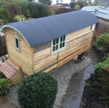 Downsfield Bed & Breakfast Carbis Bay - Luxury Shepherds Hut